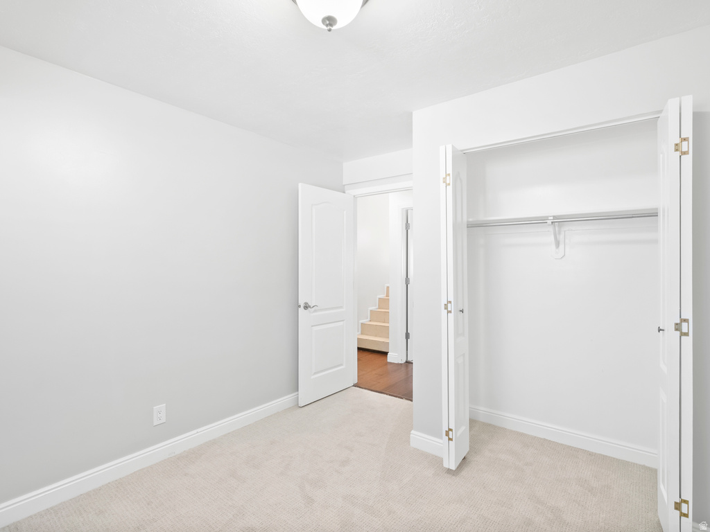 7957 S SHAYLA DR West Jordan, UT 84088