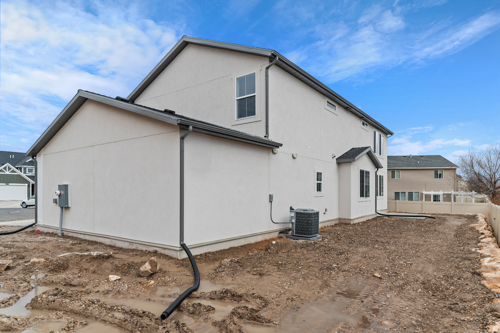 955 N PICCADILLY CT North Salt Lake, UT 84054