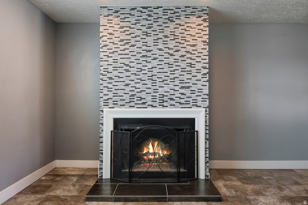 2215 W BONNIEBROOK Taylorsville, UT 84129