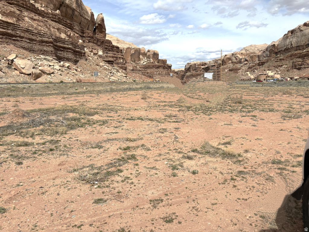 160 E MISSION RD Bluff, UT 84512