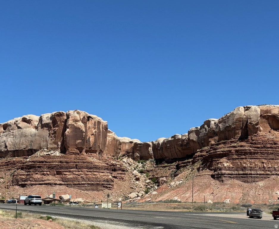 160 E MISSION RD Bluff, UT 84512