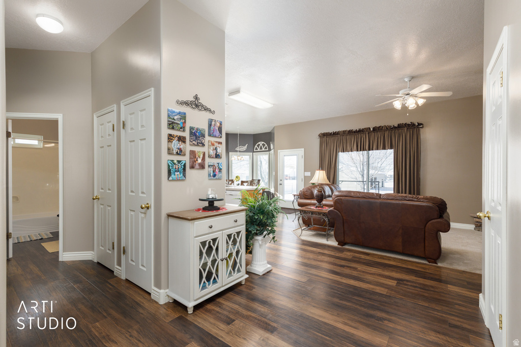 1395 N 1350 W Farr West, UT 84404