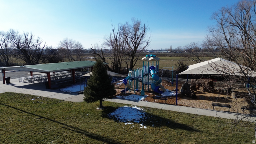 1395 N 1350 W Farr West, UT 84404