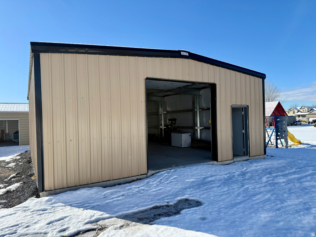 1395 N 1350 W Farr West, UT 84404