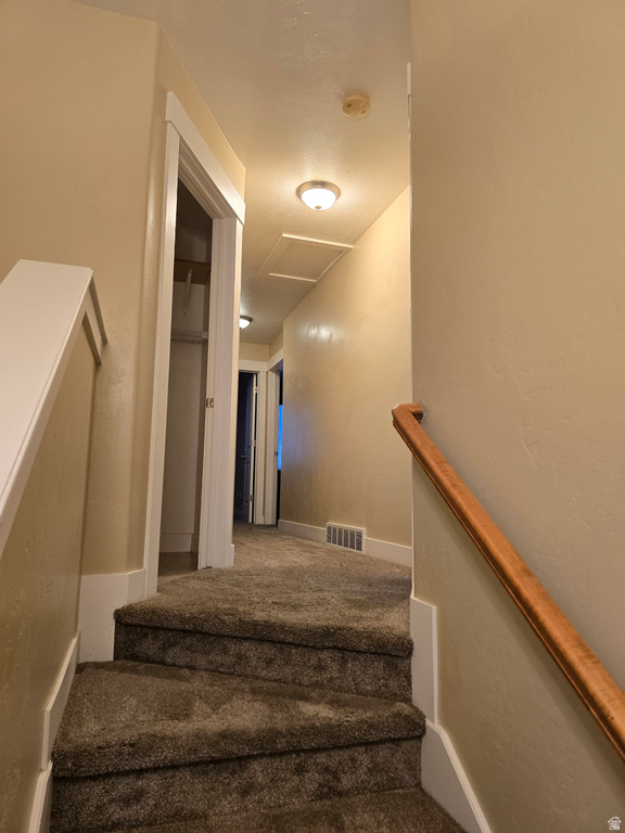 8971 S VALLEY CT Sandy, UT 84094