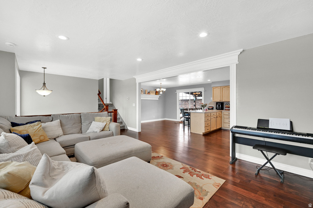 619 W 4050 S Riverdale, UT 84405