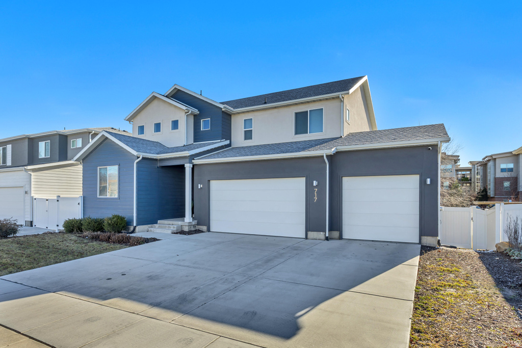 717 W WYNWOOD DR Murray, UT 84123