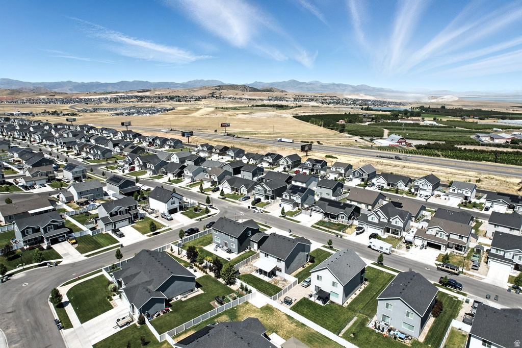 1017 S RED CLIFF DR Santaquin, UT 84655