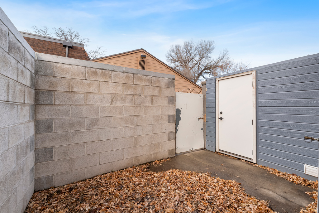 1415 W ARTHUR DR Provo, UT 84601