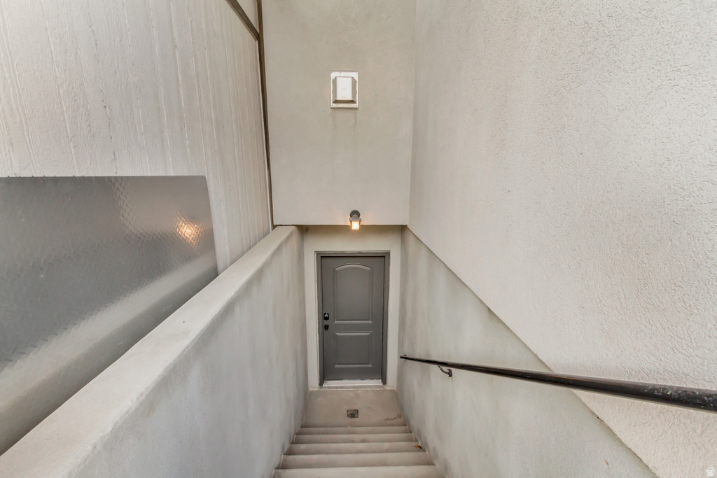 22 W 1000 S Lehi, UT 84043