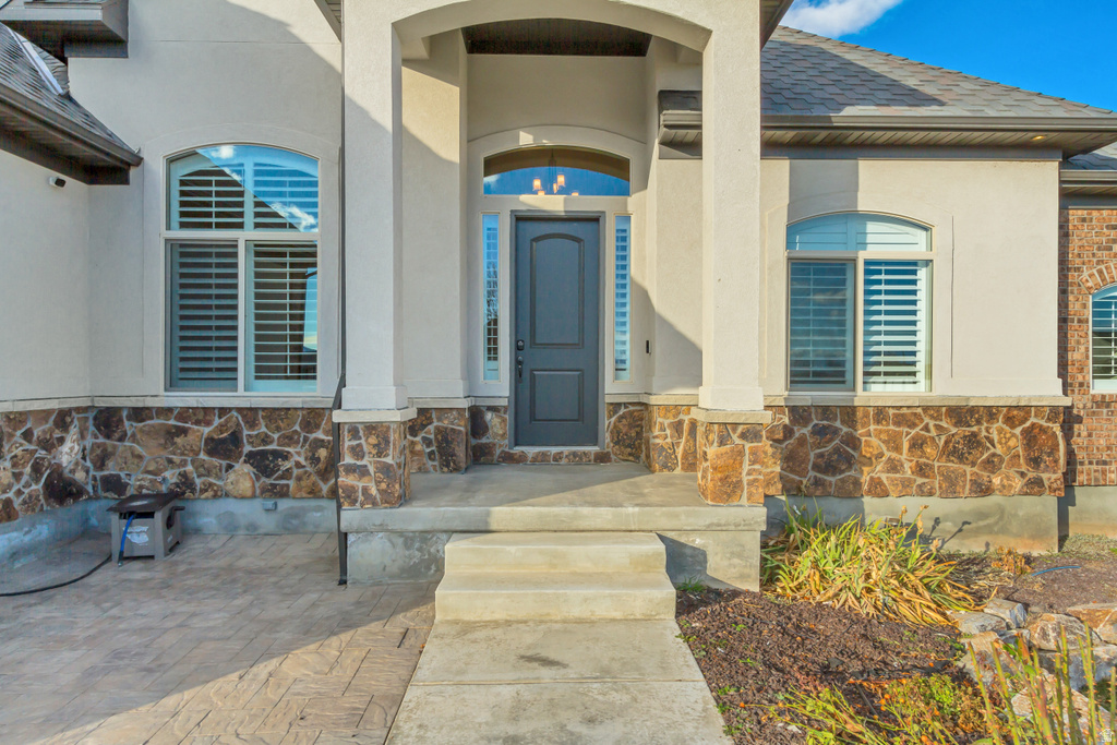 22 W 1000 S Lehi, UT 84043