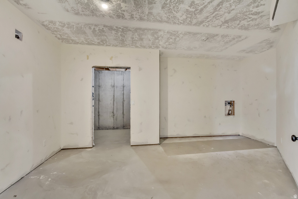 22 W 1000 S Lehi, UT 84043