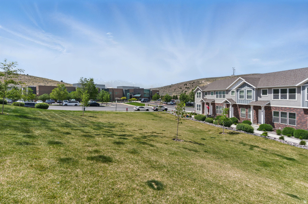 2730 E IRON BARK ALY Eagle Mountain, UT 84005