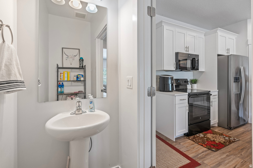 2730 E IRON BARK ALY Eagle Mountain, UT 84005