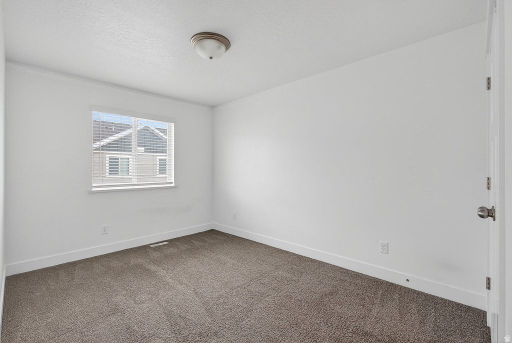 2730 E IRON BARK ALY Eagle Mountain, UT 84005