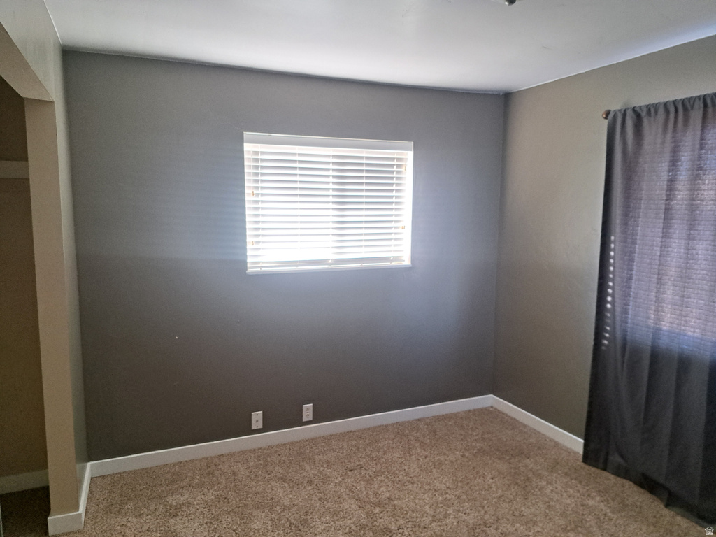 1012 N 3000 W Maeser, UT 84078