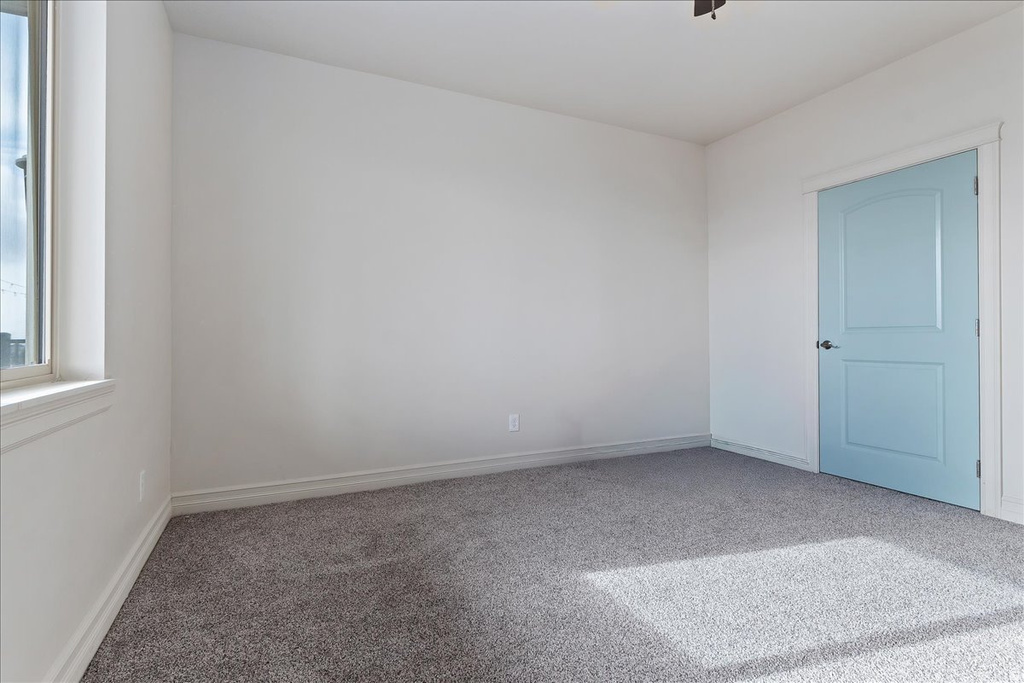 1013 W SEASONS VIEW CT Lehi, UT 84043