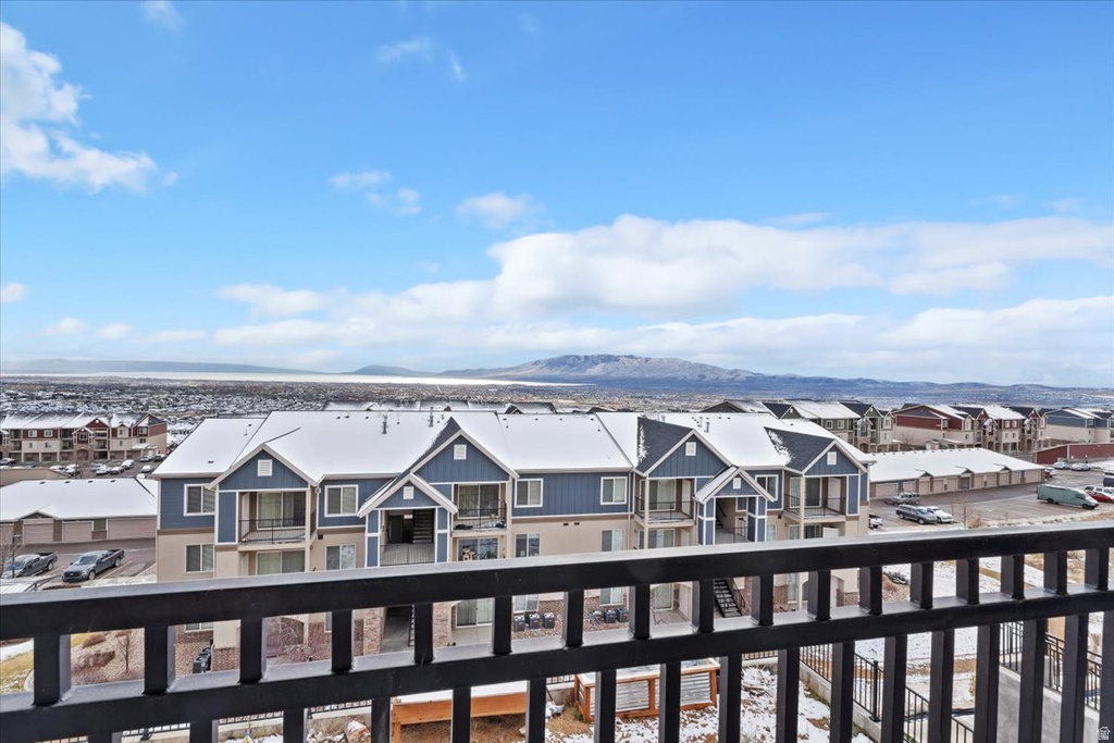 1013 W SEASONS VIEW CT Lehi, UT 84043