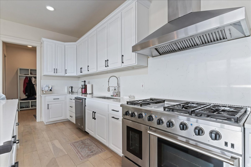 1013 W SEASONS VIEW CT Lehi, UT 84043