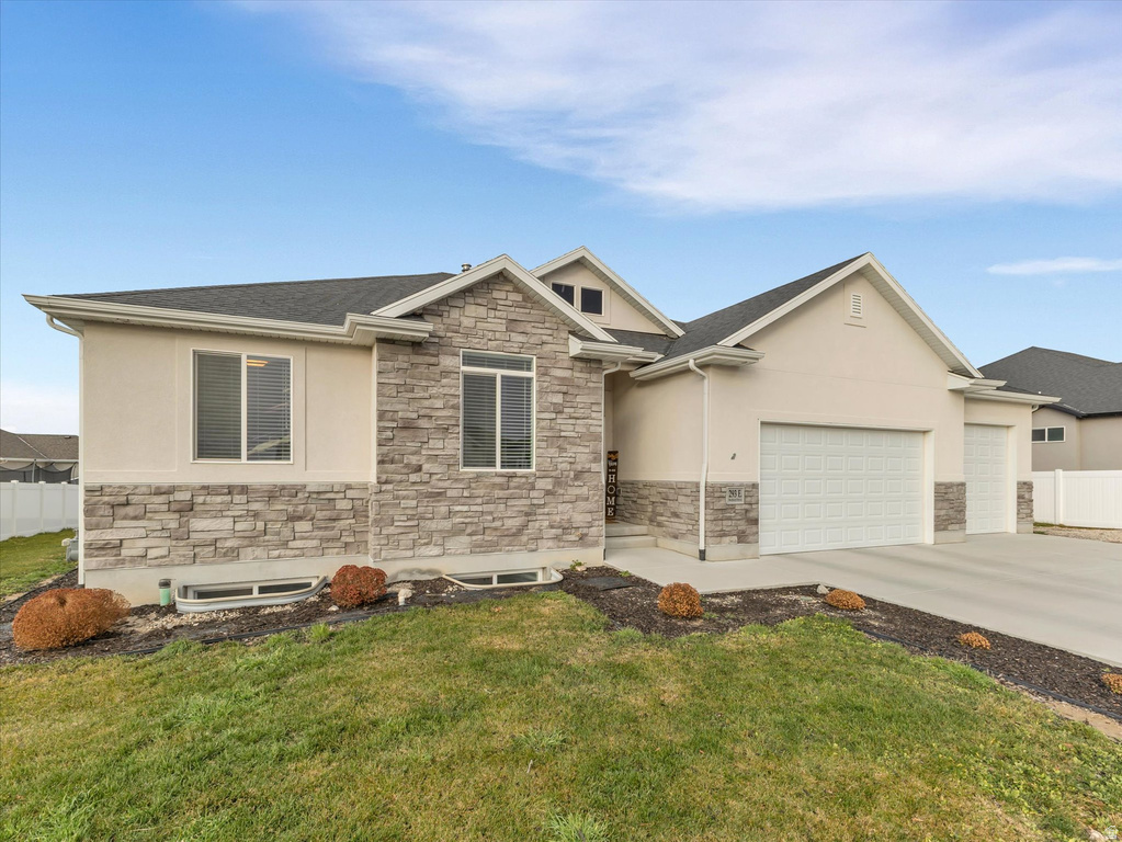 293 E BEDFORD DR Stansbury Park, UT 84074