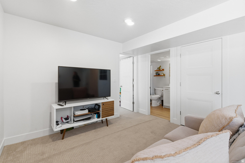 111 W HARVES VLG Saratoga Springs, UT 84045