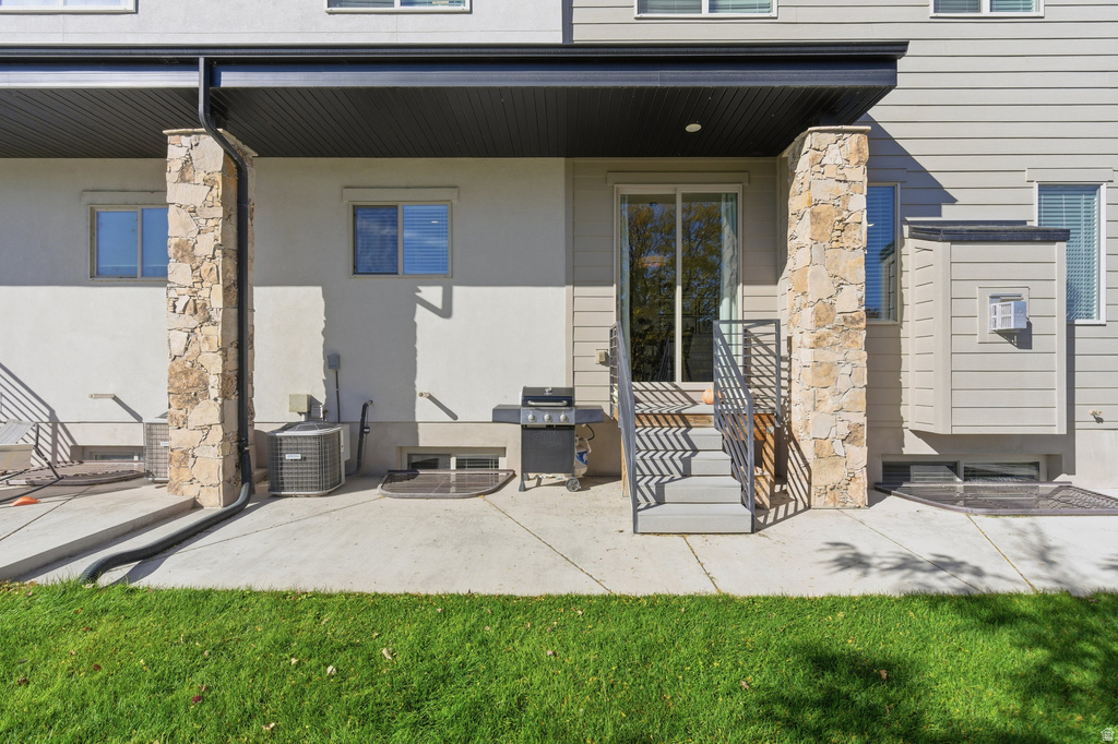 111 W HARVES VLG Saratoga Springs, UT 84045