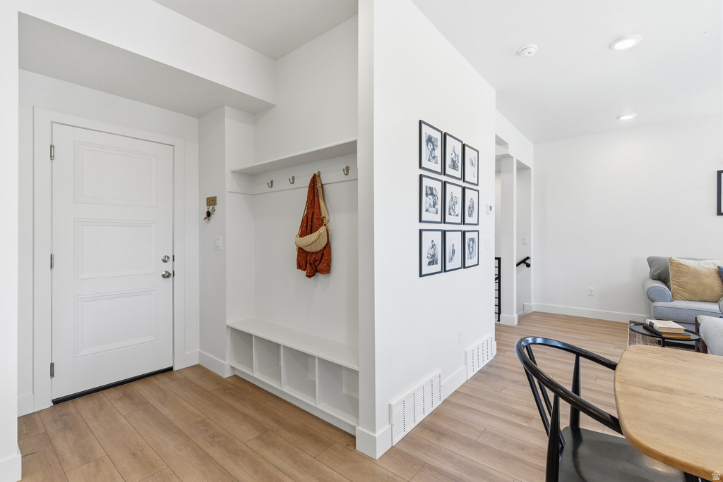 111 W HARVES VLG Saratoga Springs, UT 84045