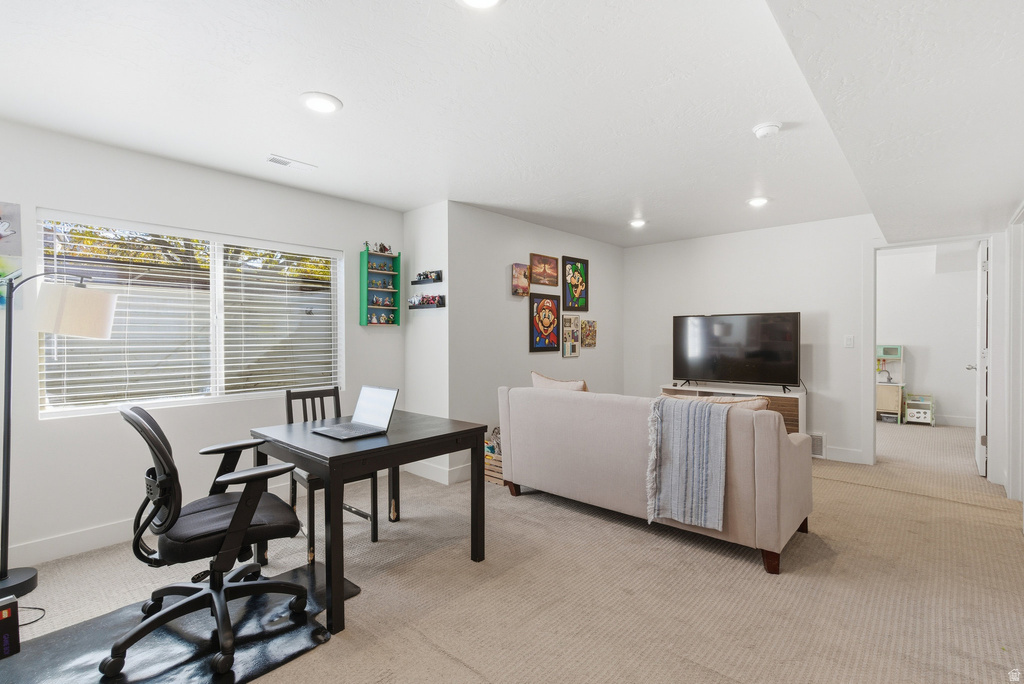 111 W HARVES VLG Saratoga Springs, UT 84045