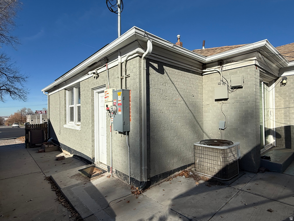 3040 HARRISON BLVD Ogden, UT 84403