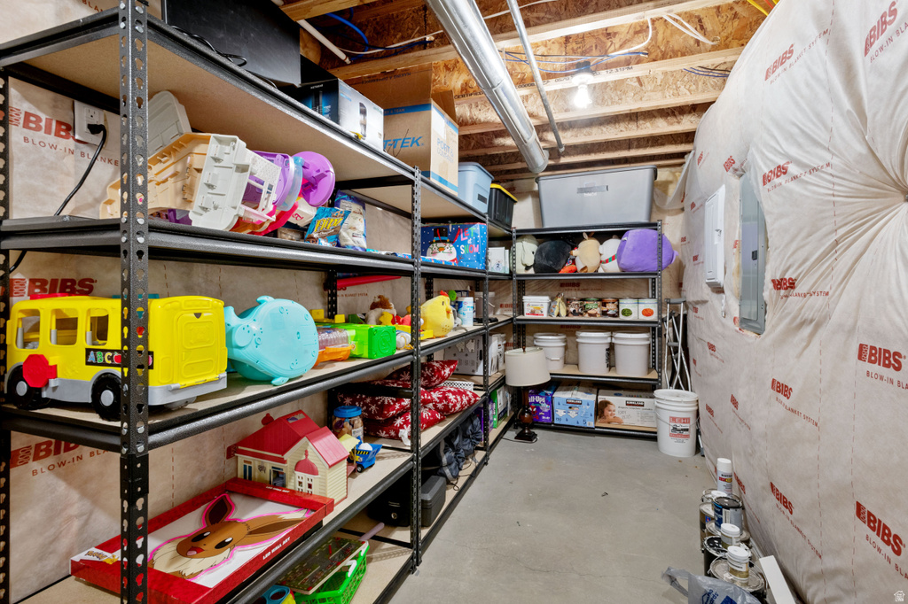 1327 E WHITE ROCK RD Eagle Mountain, UT 84005