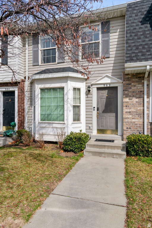 962 INDEPENDENCE AVE Provo, UT 84604