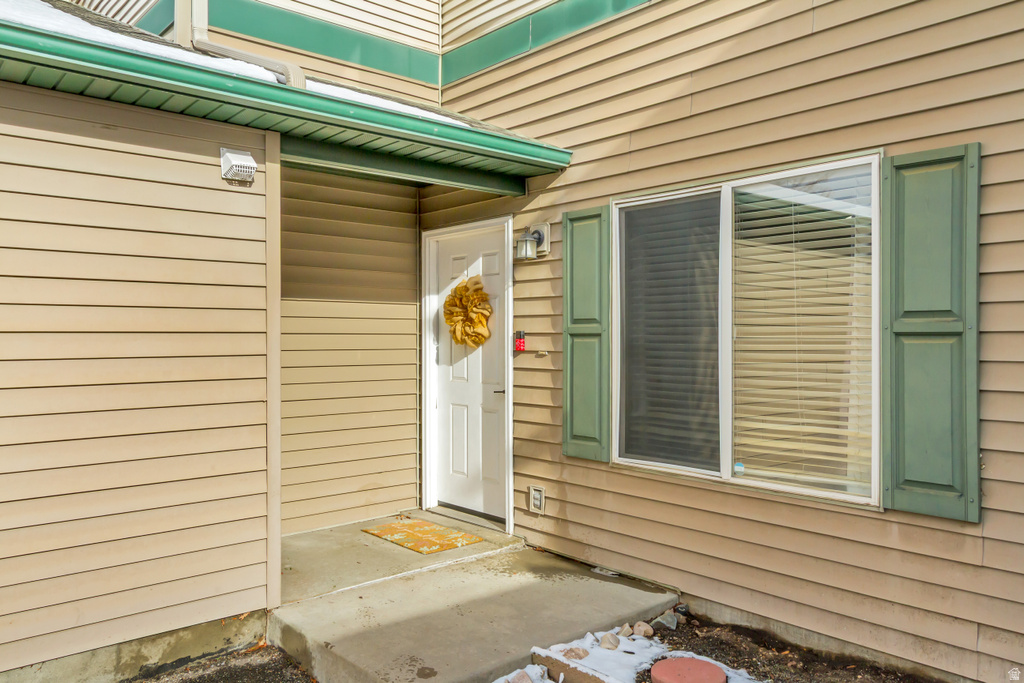 872 E 760 N Ogden, UT 84404