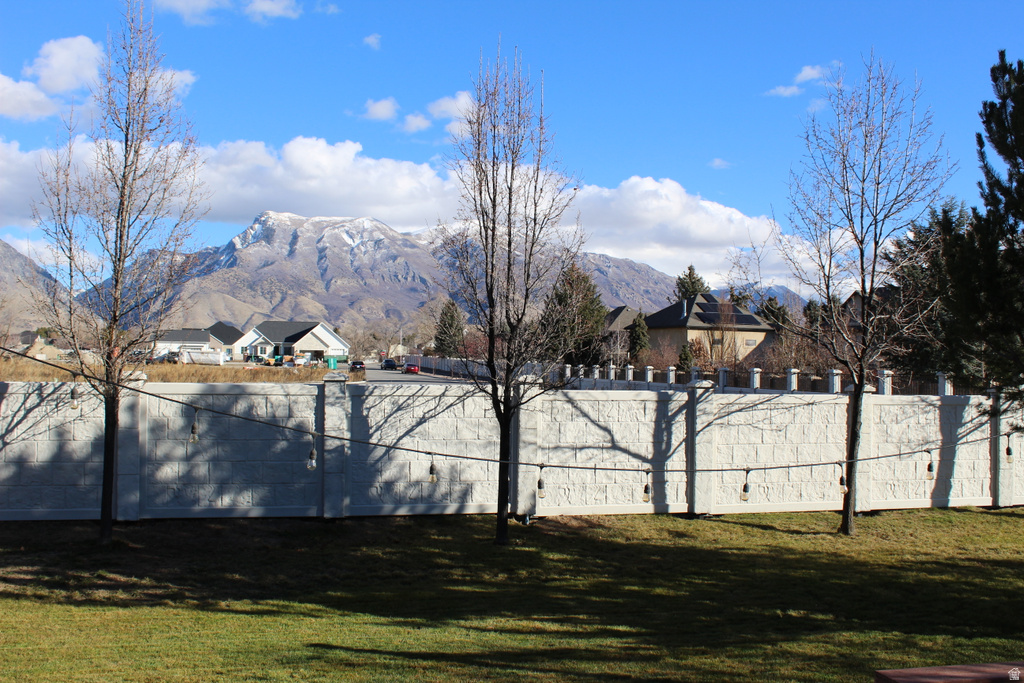 10612 N CANTERBURY DR Highland, UT 84003