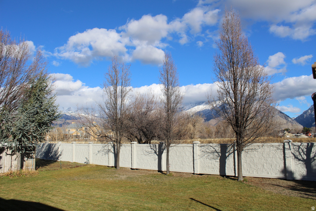 10612 N CANTERBURY DR Highland, UT 84003