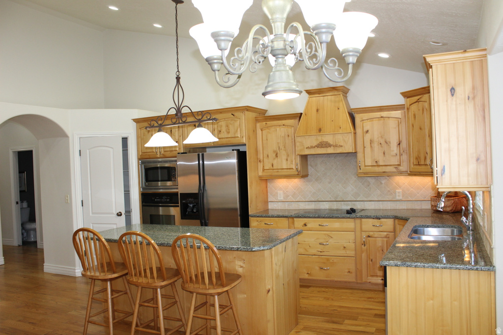 10612 N CANTERBURY DR Highland, UT 84003