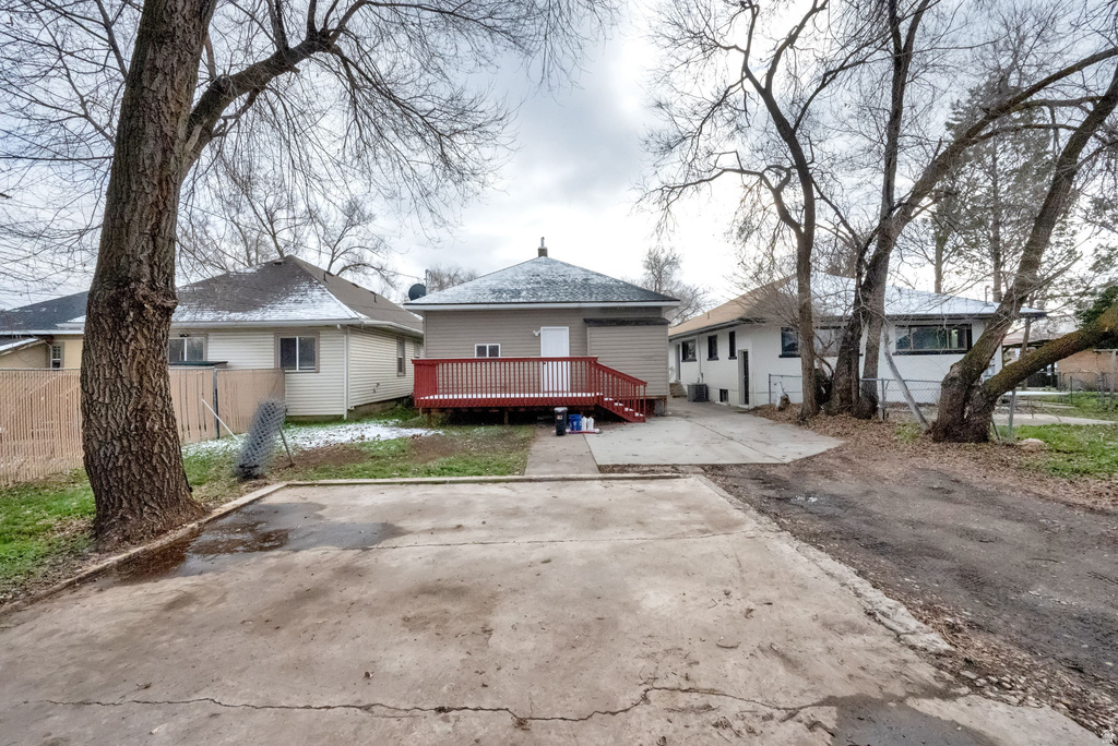 122 DOXEY ST Ogden, UT 84401