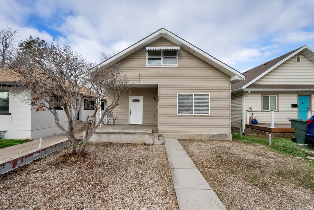 122 DOXEY ST Ogden, UT 84401