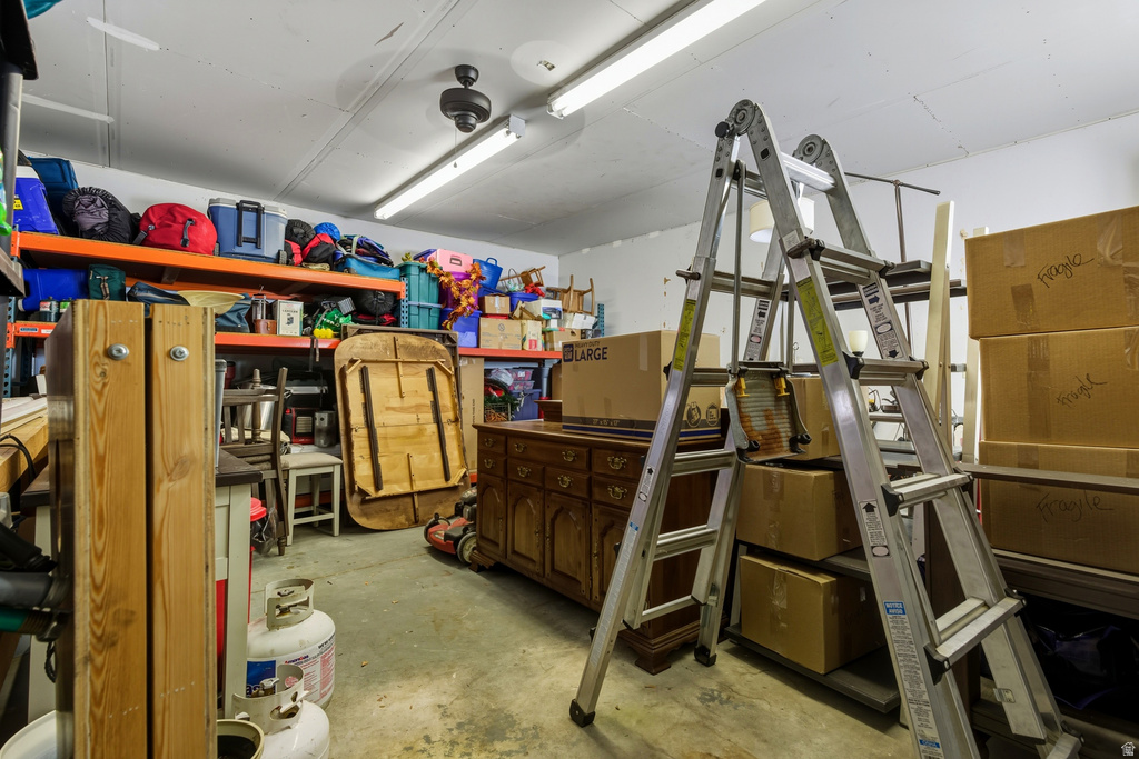 828 W BULLION ST Murray, UT 84123