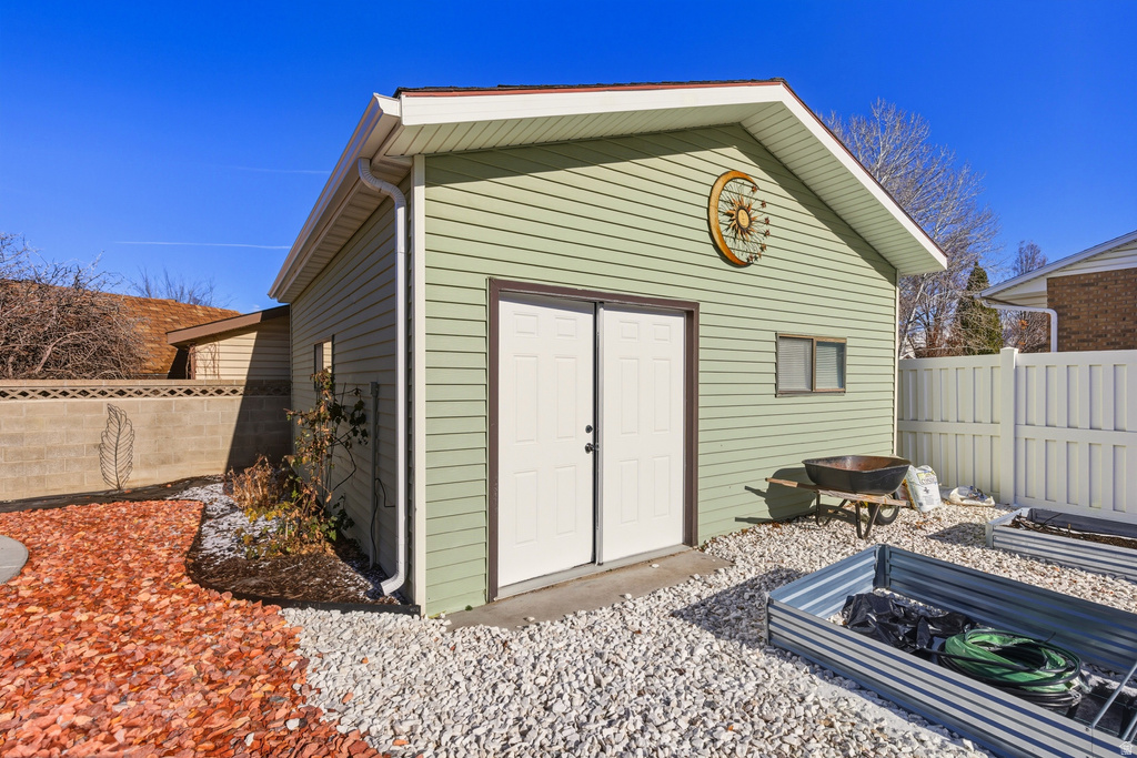 828 W BULLION ST Murray, UT 84123