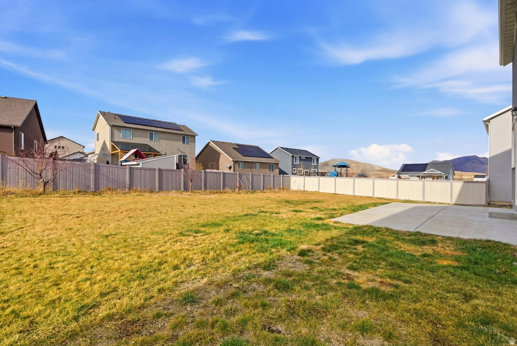 332 STONE DR Santaquin, UT 84655