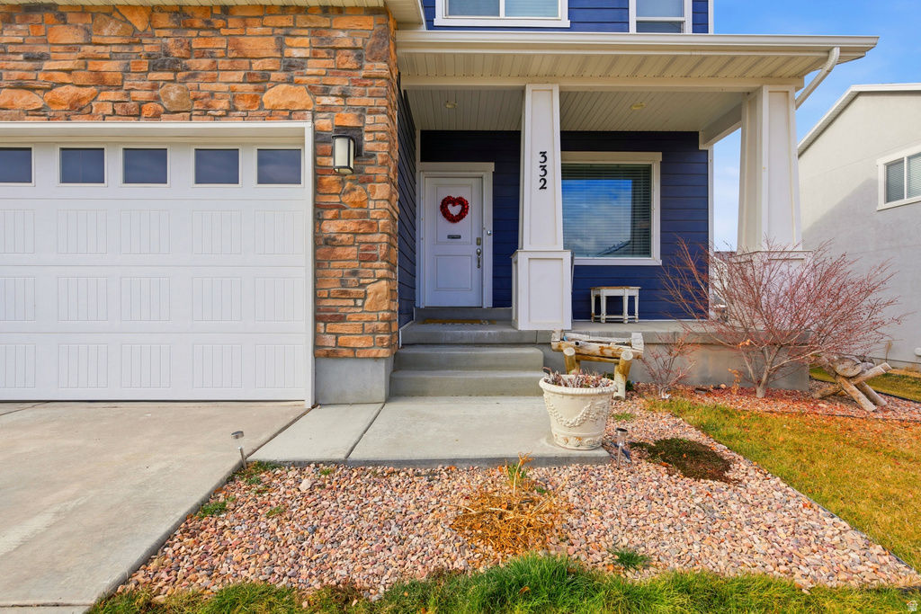 332 STONE DR Santaquin, UT 84655