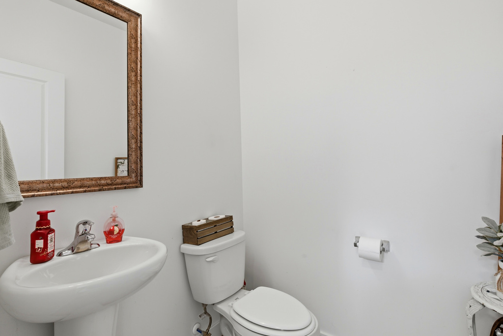 332 STONE DR Santaquin, UT 84655