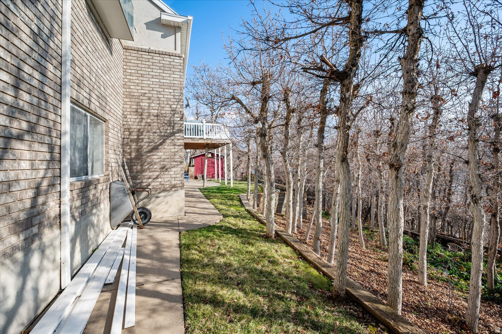 2222 E ROLLING OAKS LN Layton, UT 84040