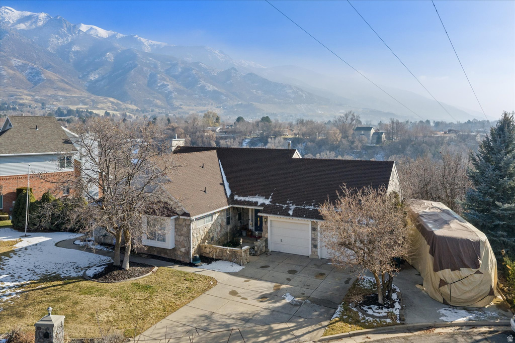 2222 E ROLLING OAKS LN Layton, UT 84040