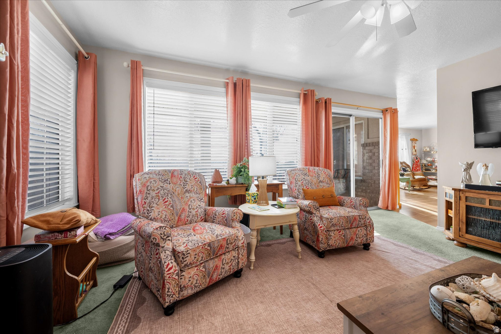 2222 E ROLLING OAKS LN Layton, UT 84040