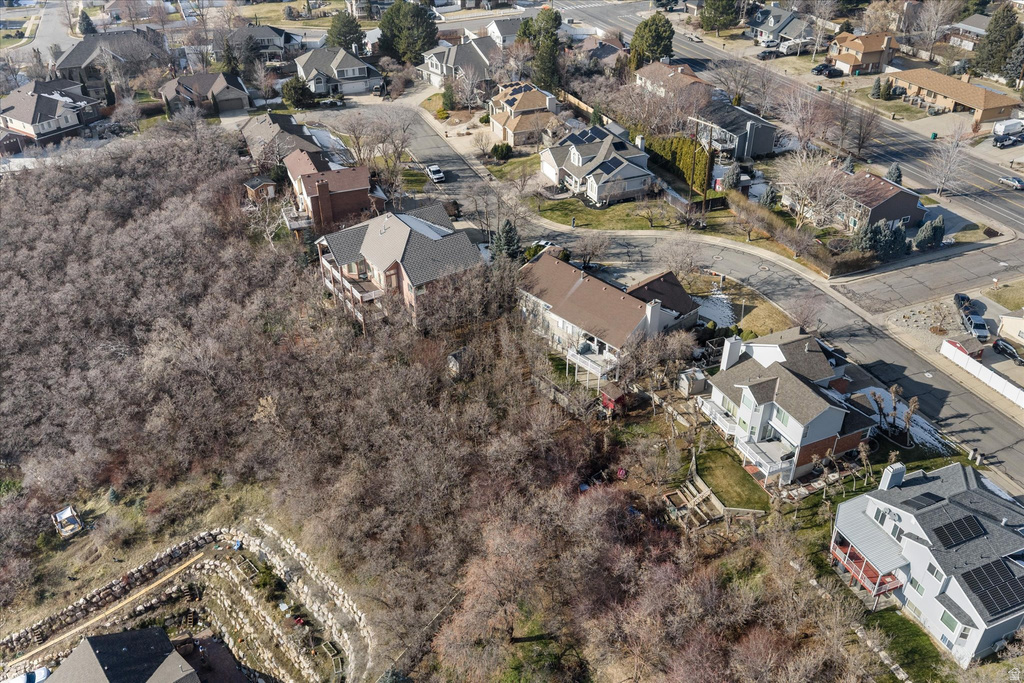 2222 E ROLLING OAKS LN Layton, UT 84040