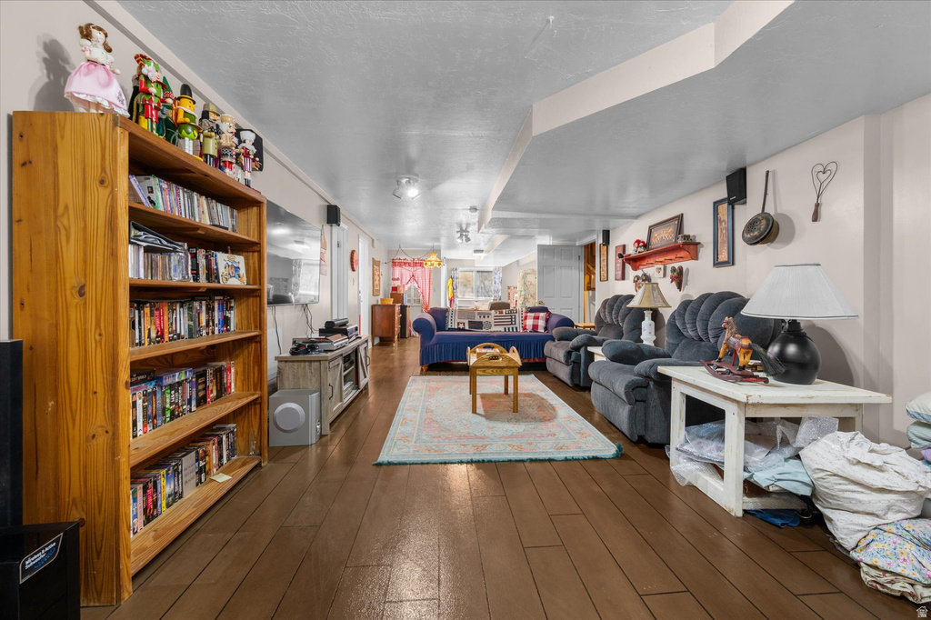 2222 E ROLLING OAKS LN Layton, UT 84040