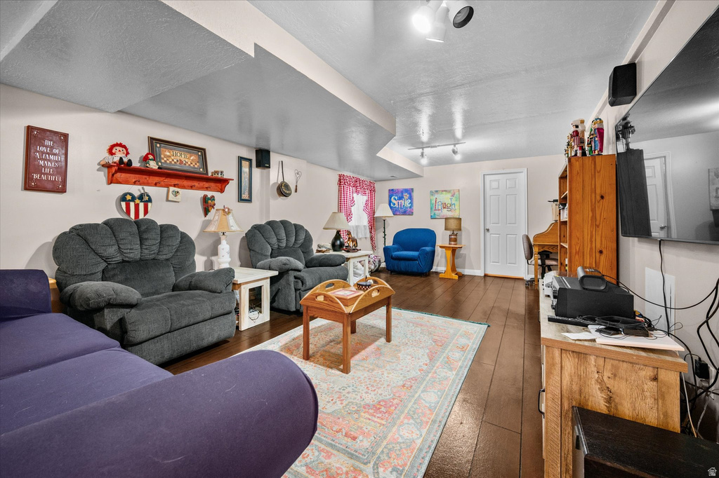 2222 E ROLLING OAKS LN Layton, UT 84040