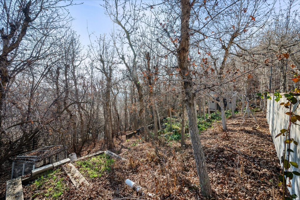 2222 E ROLLING OAKS LN Layton, UT 84040