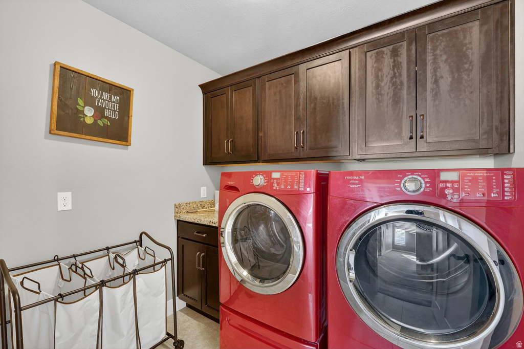 14714 S BRIGHT WOOD RD Herriman, UT 84096